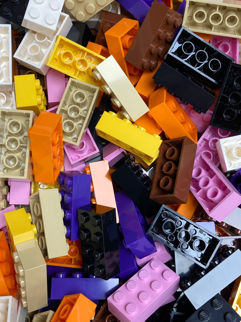 200 x Mixed LEGO® 2x4 Bricks — Brick Bin